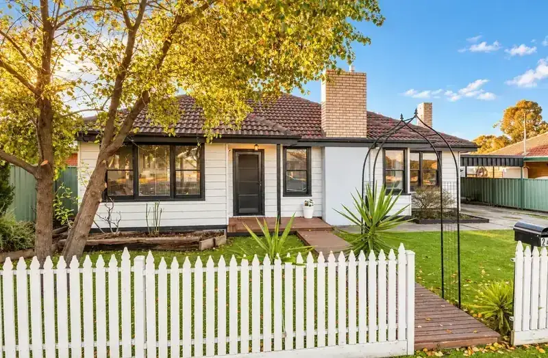 Investment house in Kangaroo Flat, VIC, bought for a Fairway client