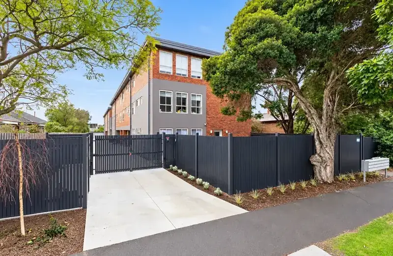 Investment unit in Moonee Ponds, VIC, bought for a Fairway client